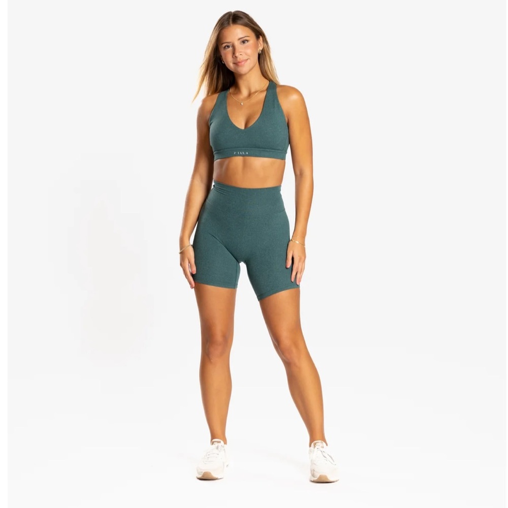 NWT P’tula Bare Pro Short : 6" sea green